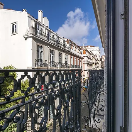 Sweet - Luxury Chiado Apartman *