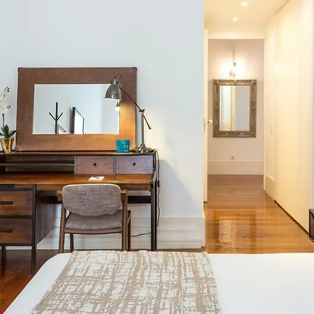 Sweet - Luxury Chiado Apartman *